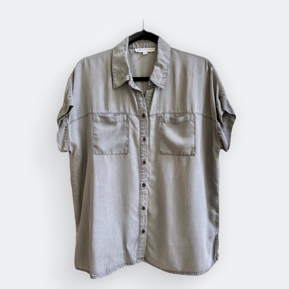 JANE + DELANCEY Button-up Top with 2 Pockets | Size Medium | EUC